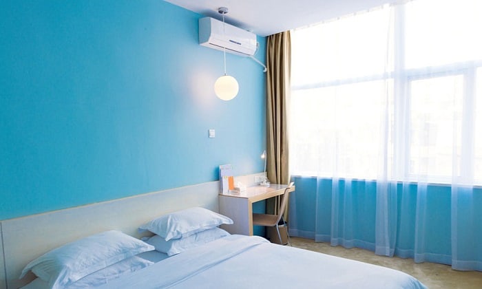 What Color Curtains Go With Blue Walls, Best Curtain Color For Mint Green Walls