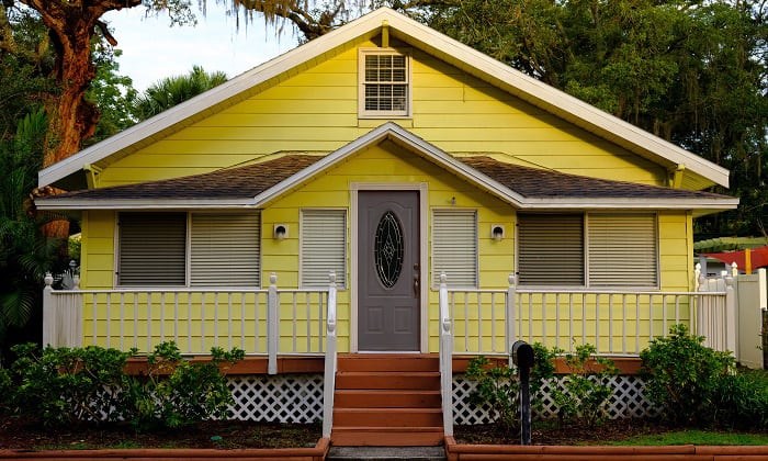 yellow-house-with-blue-door