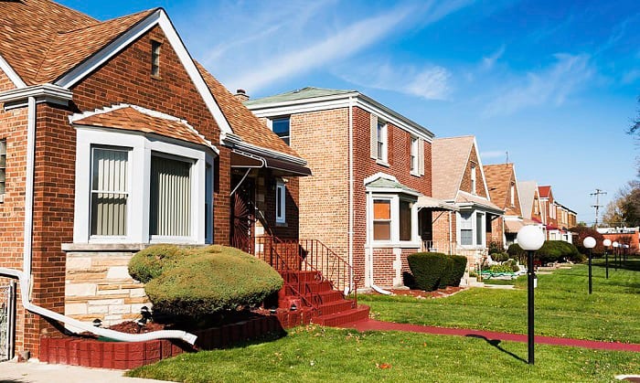 what color goes with an orange brick house