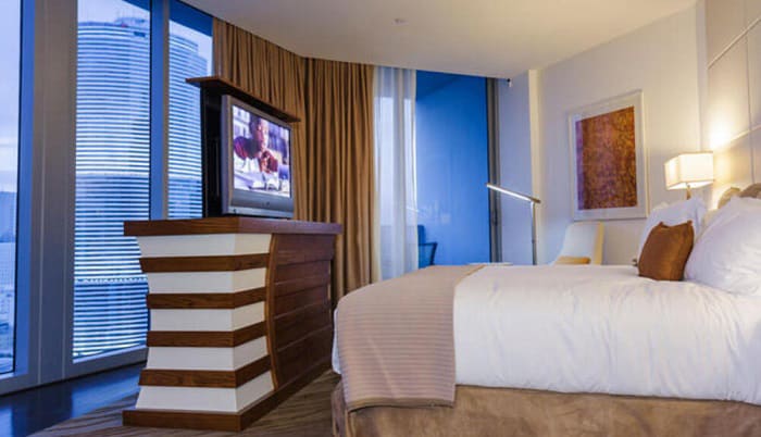 place-tv-in-bedroom