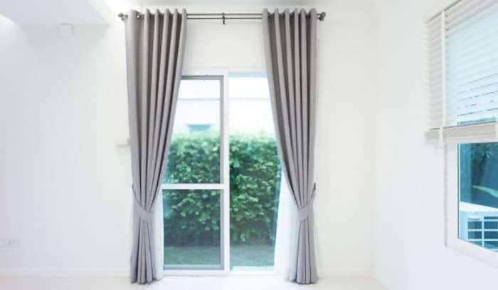 curtains-floor-to-ceiling-windows