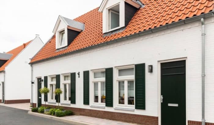 white-house-white-shutters