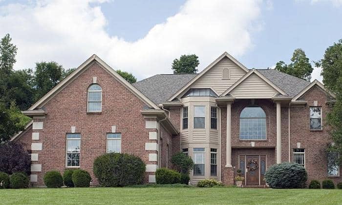 beige-colors-go-with-orange-brick-house