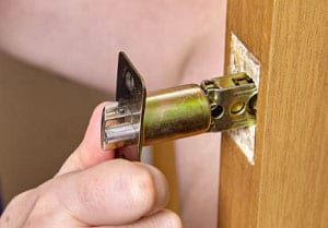 door-handle-latch-not-retracting-fully