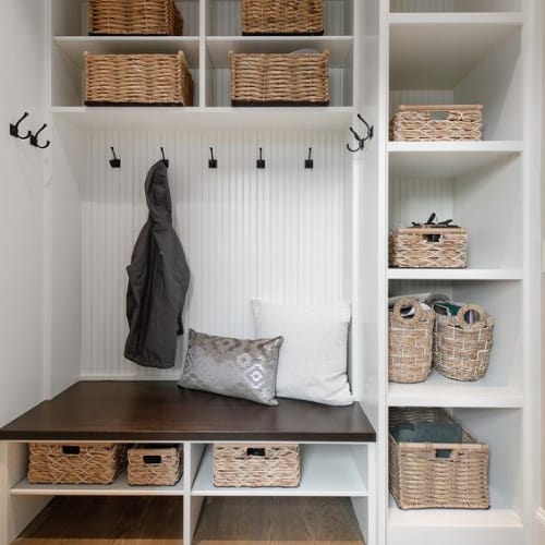 suggestions-of-mudroom-bench-with-cubbies