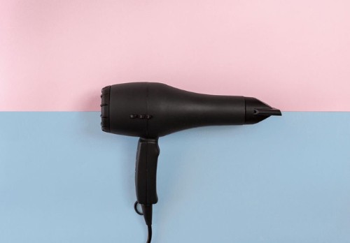 wring-clothes-by-hairdryer