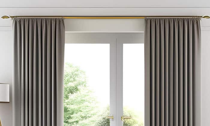 multiple-curtains-on-one-rod
