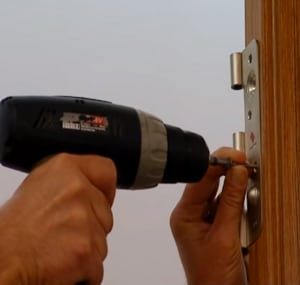 step-6-to-Install-fire-doors