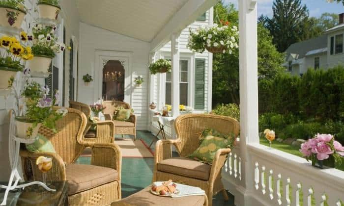 adding-a-front-porch-to-the-entryway