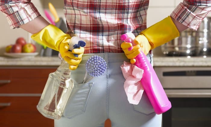 Stove-in-Corner-of-Kitchen-to-Difficulties-in-installing-and-cleaning